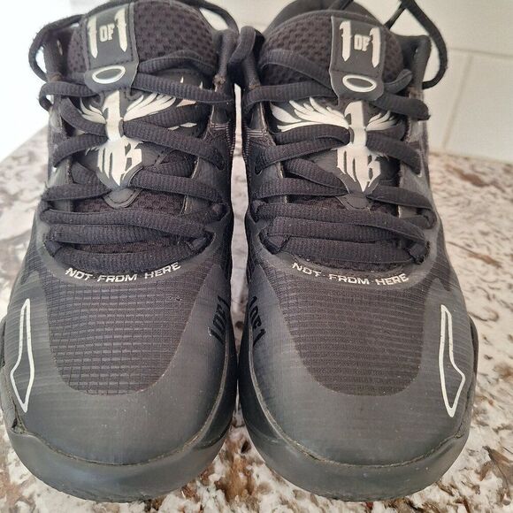 Puma M.E.L.O Subject 01 Basketball Sneakers size 5.5C - Picture 1 of 10